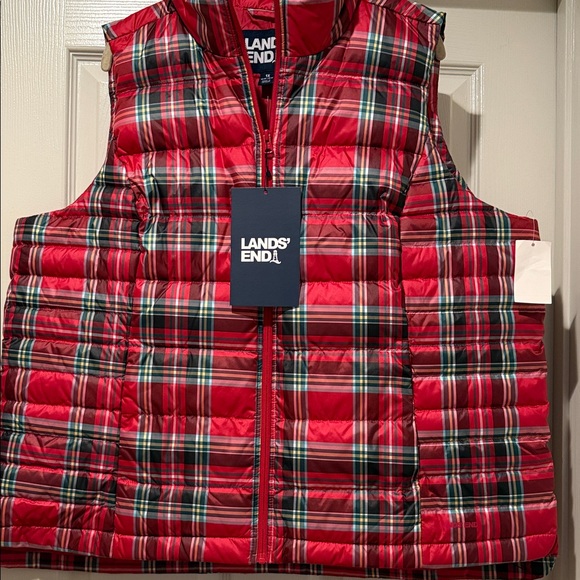 NWT 100% Down Red Plaid Puffer Women Vest Rugged Outdoor Durable Lands End 1X - Picture 15 of 16